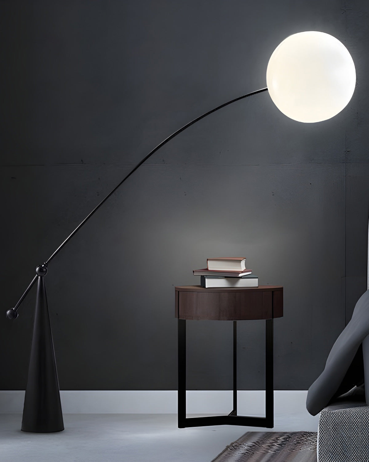 WOMO Cantilever Floor Lamp with Glass Globe - WM7129