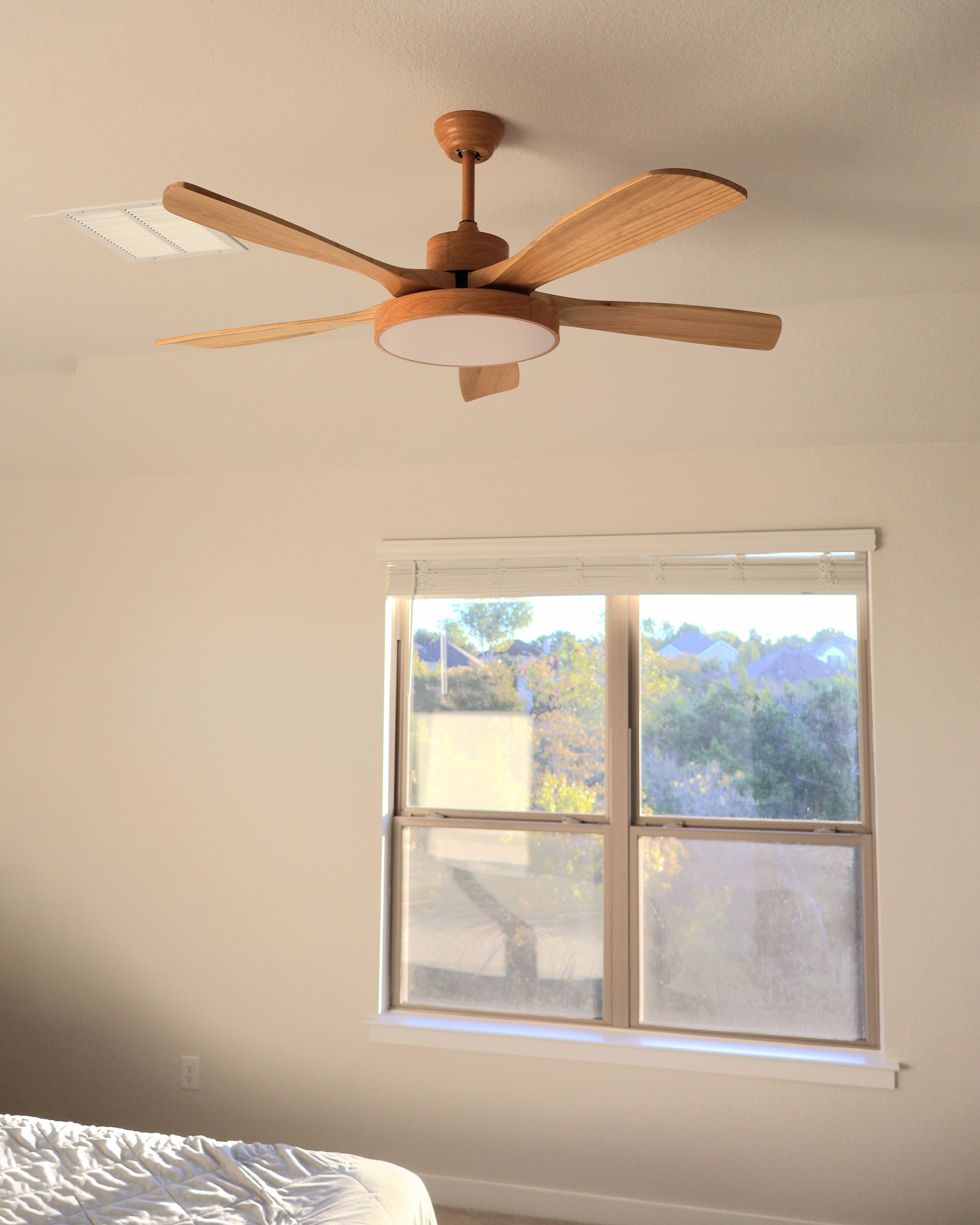 WOMO Ventiladores de techo con luz Reversible Escandinavo - WM5002