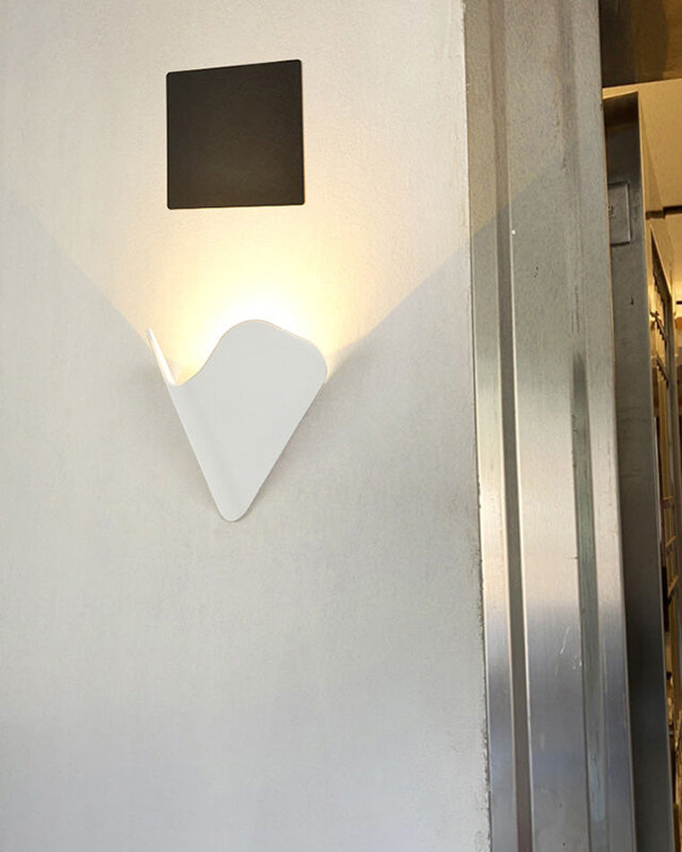 WOMO Aplique de pared triangular para exterior - WM9059