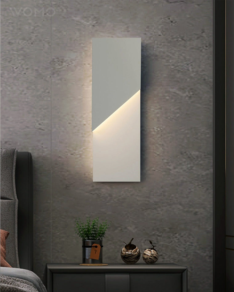 WOMO Rectangular wall light with a sculptural design - WM6020