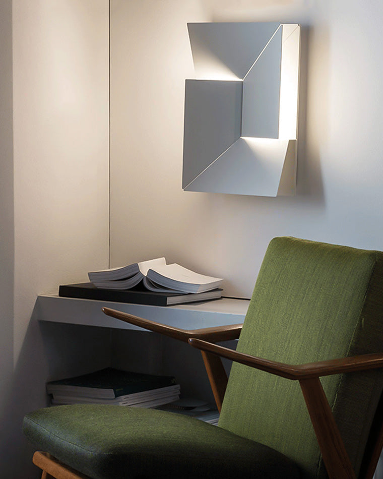 WOMO Rectangular wall light with a sculptural design - WM6020