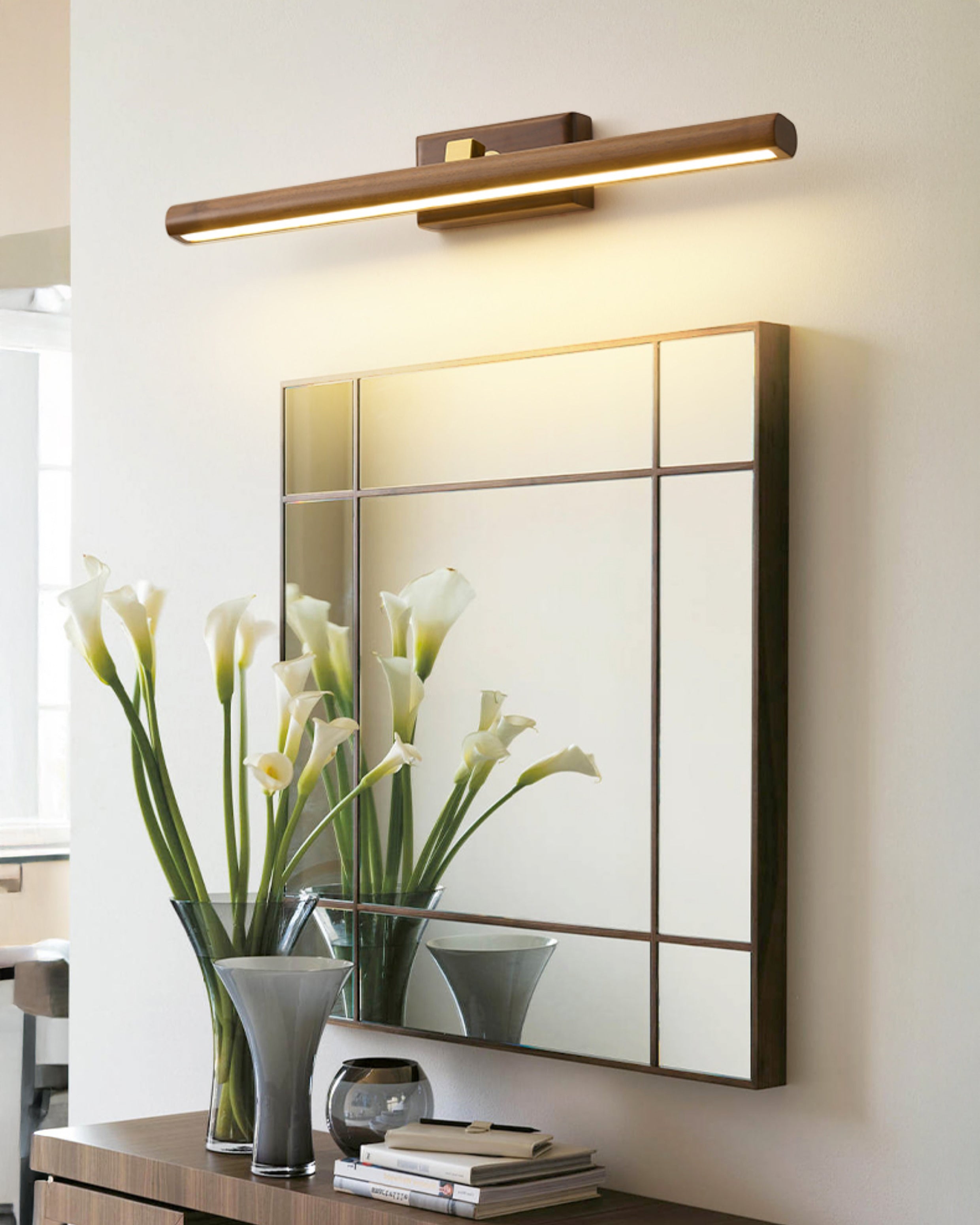 Aplique de pared lineal ajustable WOMO de nogal - WM6127