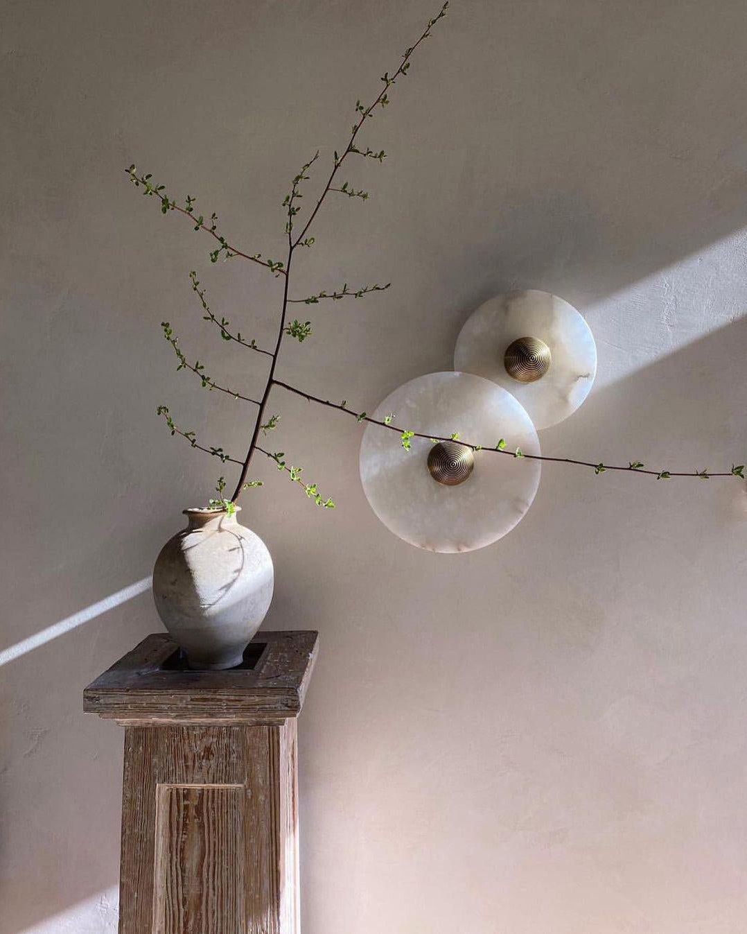 Aplique de pared WOMO Art Deco con disco de alabastro - WM6128