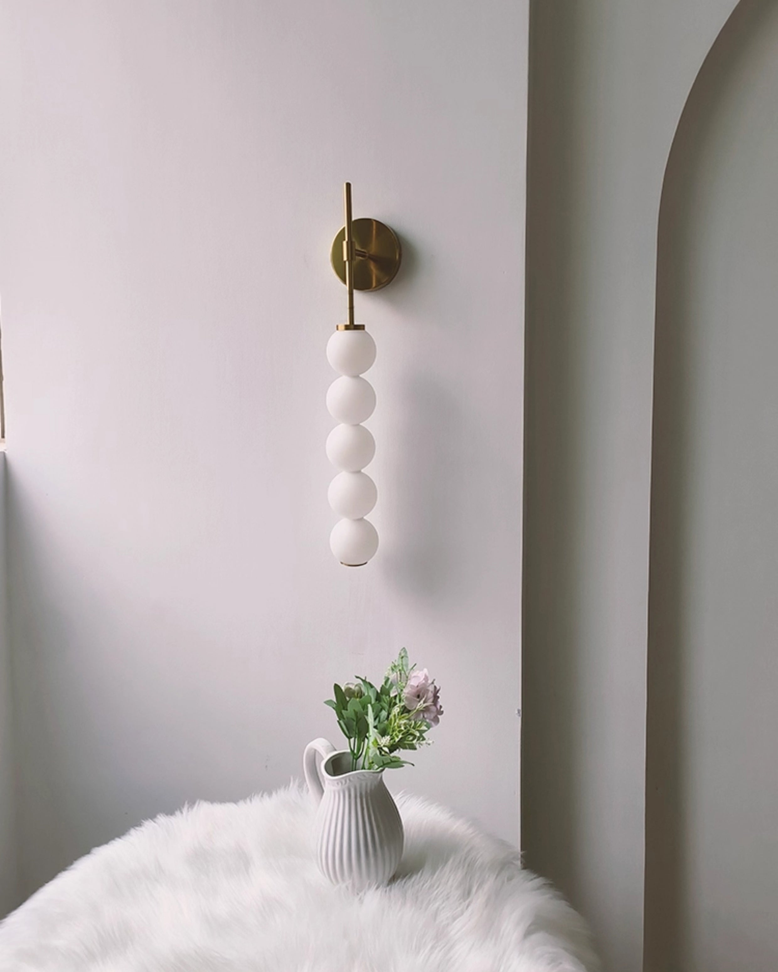 Aplique de pared alto WOMO con globo de cristal blanco - WM6141