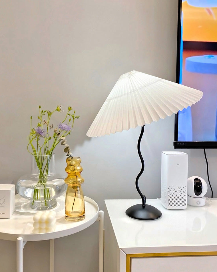 WOMO Lámpara de pie con diseño plisado y garabato - WM7011