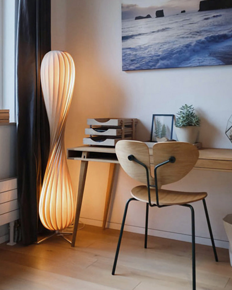 WOMO Lámpara de pie de madera Twisted Tower - WM7044