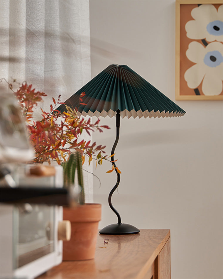 Lámpara de mesa WOMO con pliegues ondulados - WM8001
