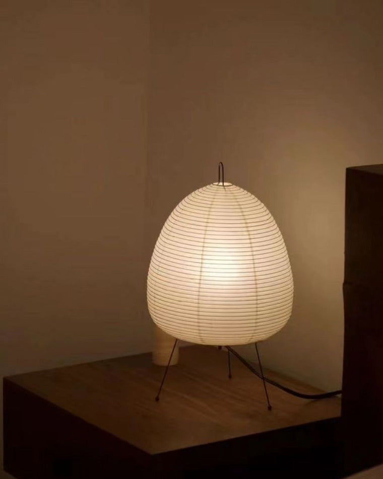 Lámpara de mesa tipo farol de papel con trípode japonés WOMO-WM8023