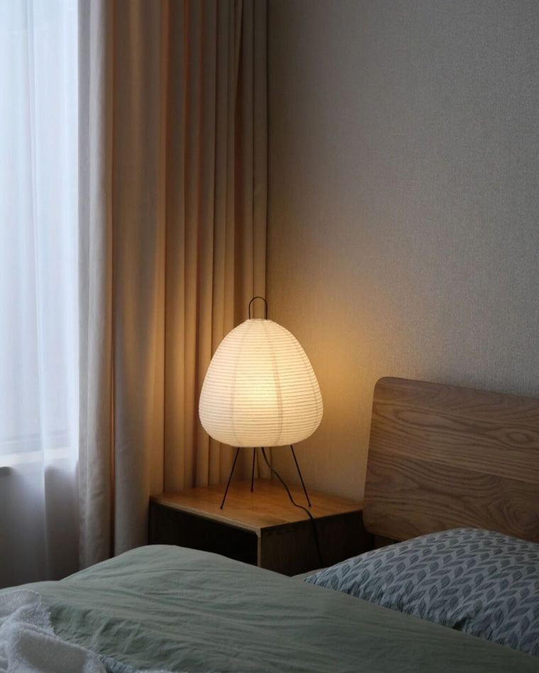 Lámpara de mesa tipo farol de papel con trípode japonés WOMO-WM8023