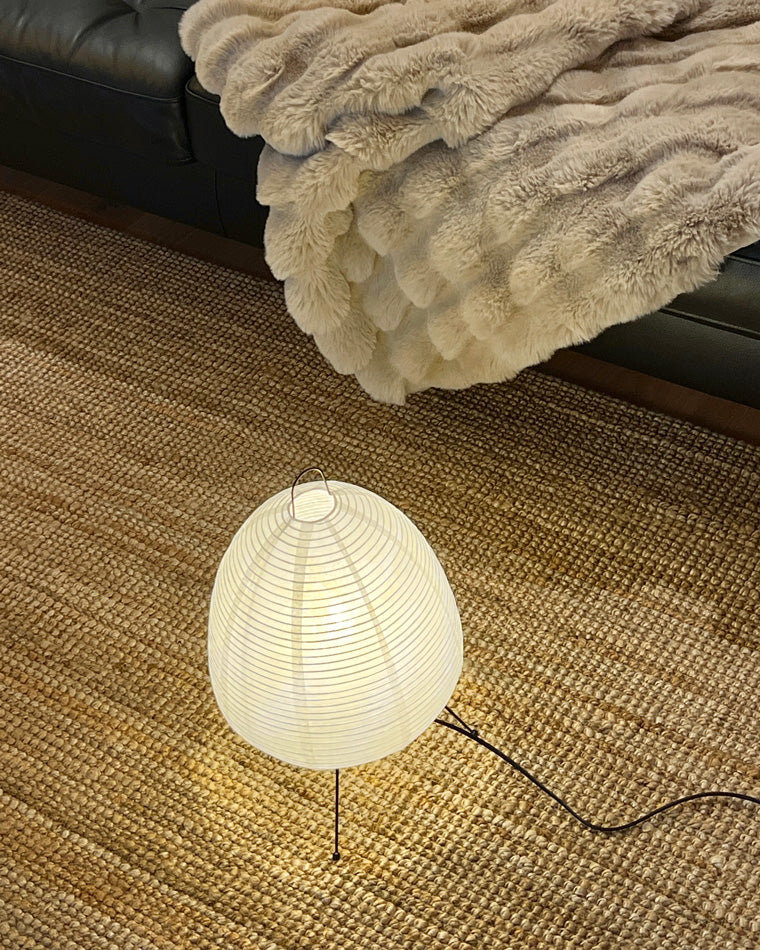 Lámpara de mesa tipo farol de papel con trípode japonés WOMO-WM8023
