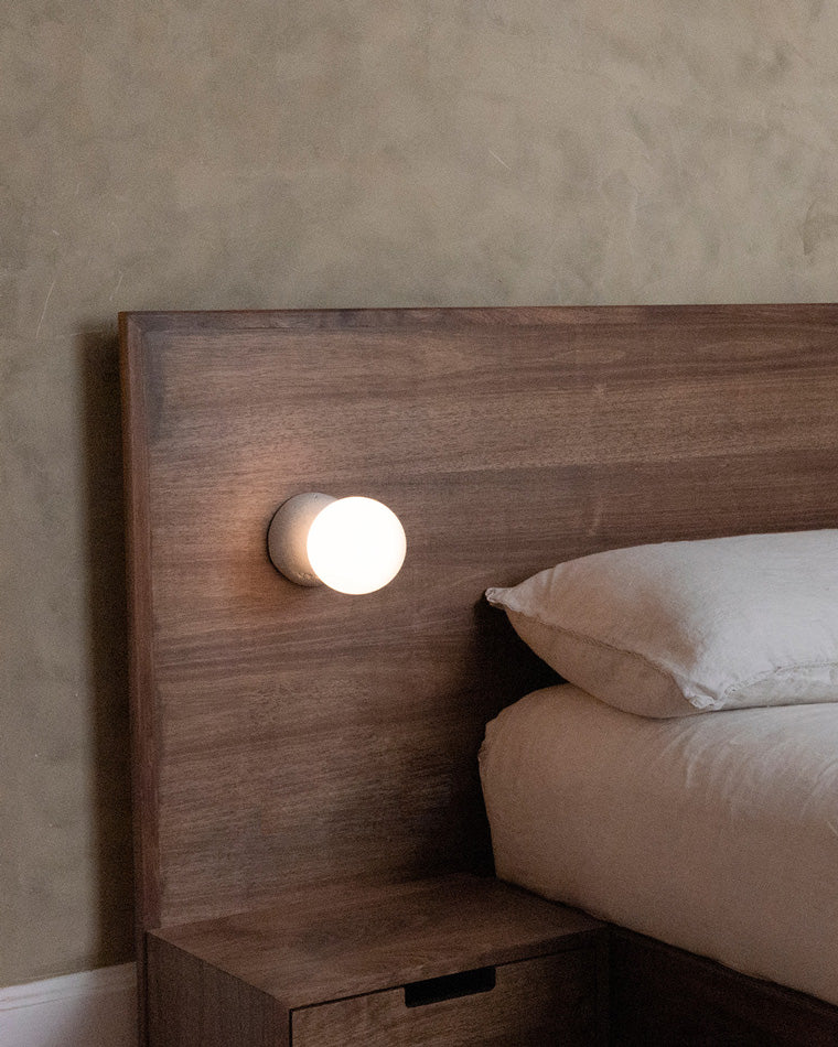 Aplique de pared WOMO con globo de cristal blanco y negro - WM6103