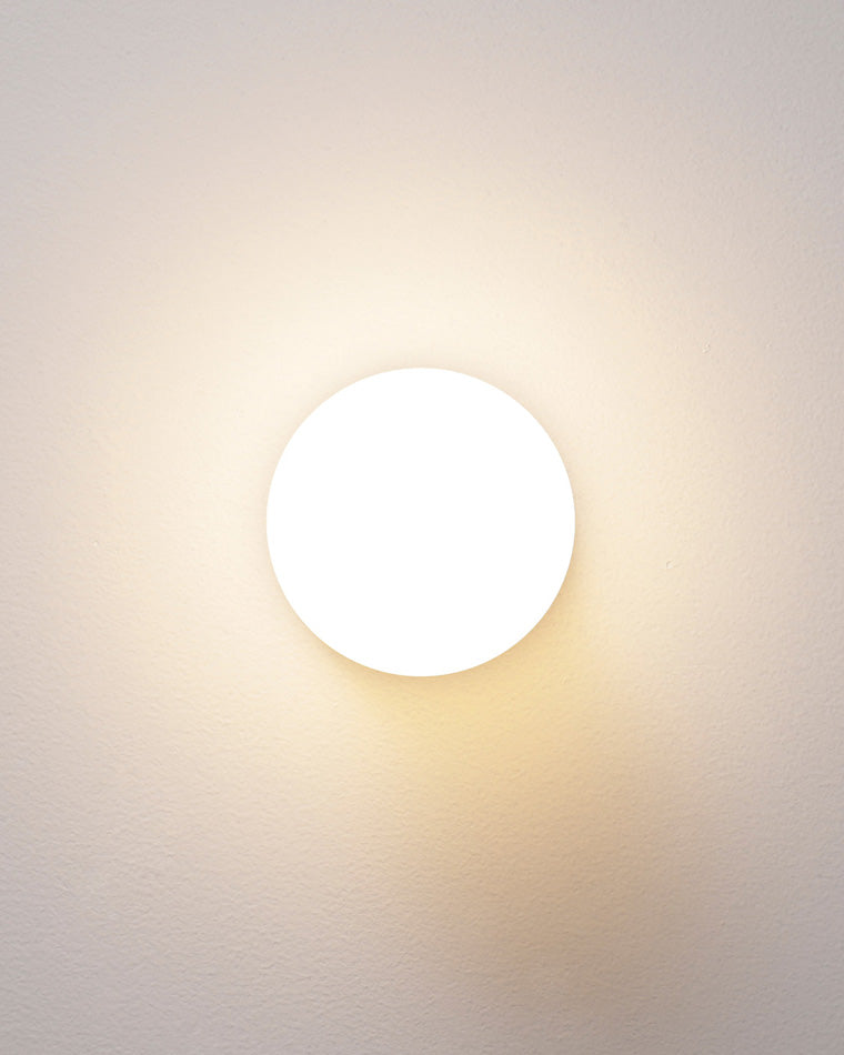 Aplique de pared WOMO con globo de cristal blanco y negro - WM6103